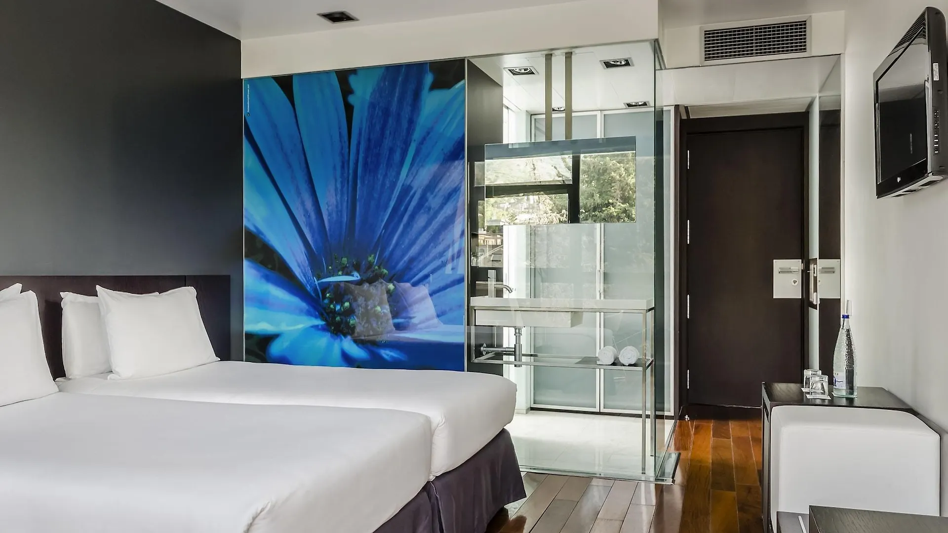 Ikonik Angli Hotel Barcelona 4*,