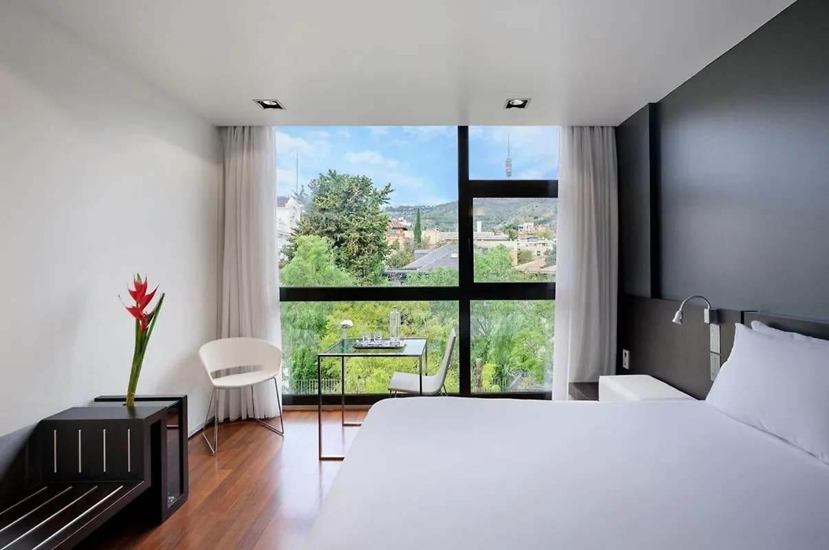 Ikonik Angli Hotel Barcelona