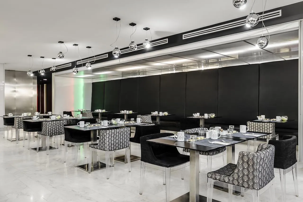 Ikonik Angli Hotel Barcelona