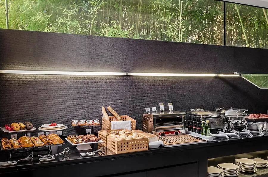 Ikonik Angli Hotel Barcelona