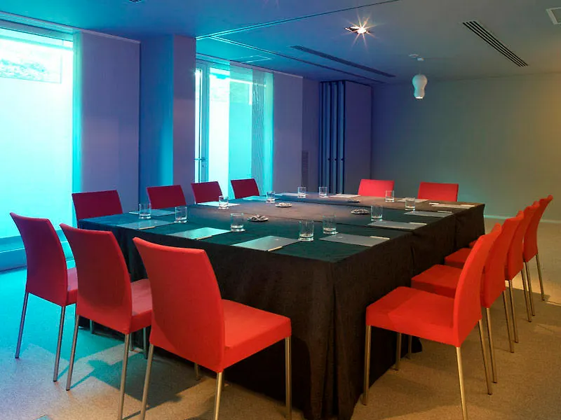 Ikonik Angli Hotel Barcelona