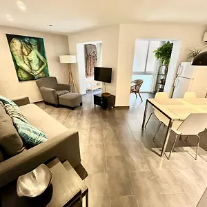 Gorgeous In Downtown Apartamento